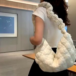 Jelly Bunny Sling Bag Puffy Tali Serut Korean Style Import Premium Tas Puffer ala Bangkok Korea SB010