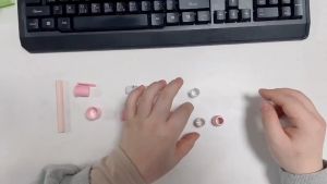 Creative Cartoon Retractable Rubber Eraser: A Must-Have for Students