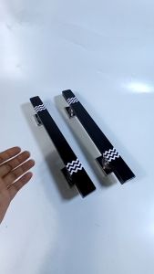 Set kunci pintu rumah dengan gagang tarikan panjang 33cm 45cm dan 60cm terbuat dari stainless steel dilengkapi dengan body kunci dan kunci tambahan. Cocok untuk pintu depan dan kamar.