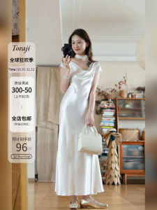 Loose-Fit French Pure Desire Swing Collar Satin White Dress Womens Summer Fancy Niche Temperament Silm Dress