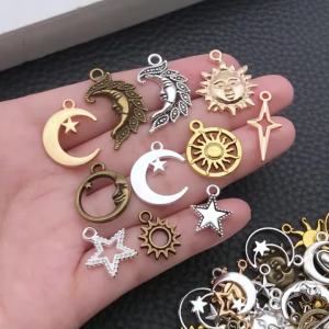 Retro Star Moon Sun Charms Hợp Kim Mặt Dây Chuyền Thiên Thể Cho DIY Vòng Tay Vòng Cổ Làm Đồ Trang Sức - 20/100 Chiếc Phụ Kiện Kim Loại Cổ Điển