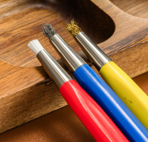 1pc Watch Jewelry Cleaning Pen Fiberglass Scratch Brush Pen Rust Stain Remover Pen Jewelry Electronic Components Repair Tool