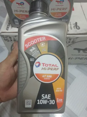 nhớt totalEnergies hàng đầu của Pháp dùng xe tay ga và xe số cấp nhớt tốt 20w-40(SN)
