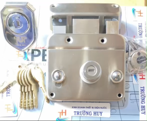 Khóa cổng TOP 880 Khoá cửa cổng mở cánh inox 304 dùng cửa sắt 4x8 5x6cm. BH 1 năm