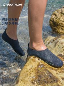 รองเท้าแตะชายหาด Decathlon สำหรับเด็ก กางเกงขายาวกันน้ำ ว่ายน้ำ เดินป่า น้ำไหลผ่าน รองเท้าสำหรับเดินทางแบบลำลอง ระบายอากาศได้ดี แห้งเร็ว น้ำหนักเบา