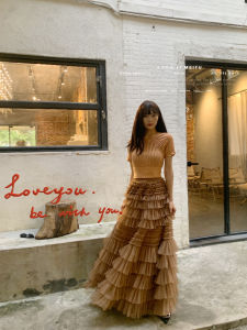 ชุดเดรสยาวเอวสูงกระโปรงเค้ก Ruffles และ Auricularia องค์ประกอบวัสดุโพลีเอสเตอร์สําหรับงานเลี้ยงวันเกิดฤดูใบไม้ผลิ/ฤดูใบไม้ร่วง