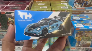 Mô Hình Xe Diecast 1/64 Porsche 911 GT3 R #92 Manthey 1st Phorm (TH-119) - Chính Hãng