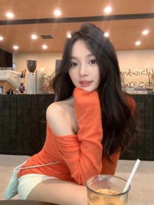 VKSOD | Shoulder-revealing Casual Loose Knit Top for Summer Sun Protection and Mini Skirt Set