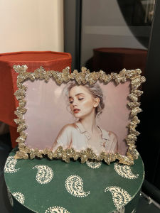 Butterfly Metal Photo Frame 6/7 Inch Creative Decorative Tabletop Luxury High-end Photography Sample Room Decoration Piece