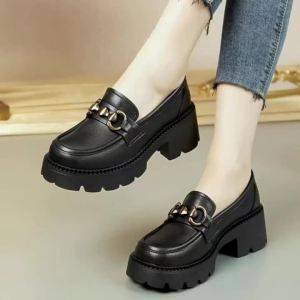 New Thick Soled Loafers Women Vintage Metal Buckle Chunky Heel Soft Leather Shoes Elegant British Style Casual Flats