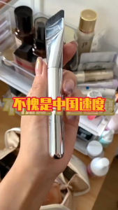 Ultra-Thin Foundation Brush 💄 超薄一字型粉底刷 Berus Nipis Foundation Berus Solekan Kepala Rata Beauty Makeup Flat Traceless