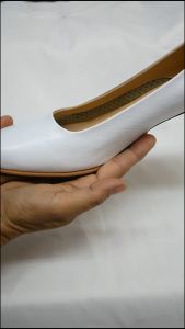 รองเท้าคัทชูผู้หญิง สีขาว หน้าตัด ส้นสูง 2 นิ้ว ถูกระเบียบ พยาบาลใส่ได้ ใส่รับปริญญาได้