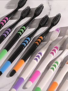[isi 10 pcs] Sikat Gigi Dewasa Import Lembut 1 Pack isi 10pcs Warna Putih dan Hitam