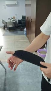Hailicare | Air Compression Cordless Wrist Massager 4 Airbag Modes Heated Wrist Protector 4 Intensities 3 Heating Hot Compress Wrist Guard