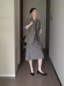 LadyS Elite | Professional Grey Wool Womens Suits 3 Pieces