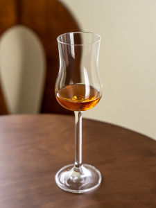 Bohemia Czech Original New Crystal Glass Whiskey Tasting Cup European Style Aromatherapy Glass for Dining And Serving
