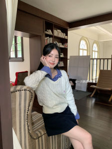 เสื้อสเวตเตอร์ถักคอวีสไตล์ย้อนยุค XIYO เส้นด้ายผ้าขนสัตว์แบบถักสลับสีสันสดใส เสื้อชั้นในสีพื้นสำหรับฤดูใบไม้ร่วง