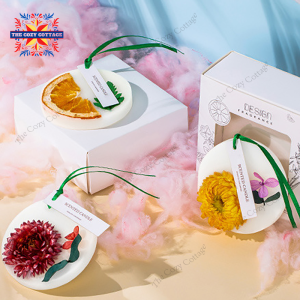 จี้อโรมา แผ่นน้ำหอม เทียนหอม เทียนน้ำหอมแบบแขวน น้ำหอมบ้าน น้ำหอมปรับอากาศในรถยนต์ แบบแขวน น้ำหอมปรับอากาศ 3 รสชาติ