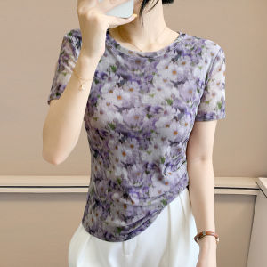 YIMEI เสื้อยืดแขนสั้นพิมพ์ลายตาข่ายยืดหยุ่นสูงฤดูร้อนแฟชั่น2025สง่างามเสื้อคอกลมเข้ารูปและมีสไตล์