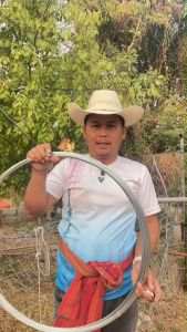 ลวดขาวชุบกัลวาไนซ์ บังทอง 2.5mm | ลวดทนสนิม ชุบจุ่มร้อนหนา ใช้รัดรั้วตาข่ายกับเสา | ลวดผูก ลวดรัด ลวดอเนกประสงค์ งานฟาร์ม