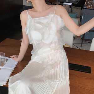 Kiki Pink Flower Halter Sweet Heart Style Womens Vest Inner Wear Fashionable Short Length Slim Fit Commute Pure Color