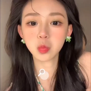 Glazed Mirror Lip Plumper Non-sticky Light Soft Gloss Moisturizing Lip Tint For student