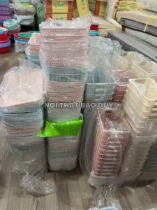 Giỏ nhựa đan Việt Nhật CÓ NẮP rổ nhựa đựng đồ quần áo vật dụng cá nhân chăn mền