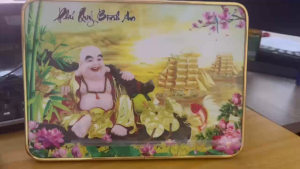 Tranh Phật Giáo A Di Đà loại để bàn cao cấp chất liệu in gỗ tráng gương bọc viền