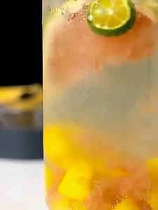 แก้วน้ําใสพร้อมฝาปิดไม้ไผ่+หลอดดูดแก้ว สำหรับเครื่องดื่ม ทนอุณหภูมิสูงได้ รองรับการสกรีนทุกรูปแบบ