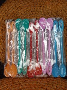 vania souvenir..sendok jus es kirm kemasan plastik isi 100 pcs.souvenir hadiah pernikahan cantik dan bagus