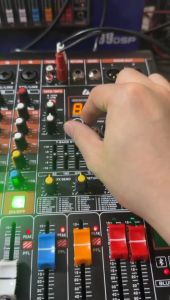 FT STAR Spider 4 CH Professional Mixer 4-Channel Mixing Console and Aux Paths Effects Processor EX-4USB