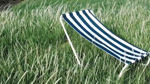 [LIULIU MEI]เก้าอี้พับเอนกาย เก้าอี้โยก เก้าอี้ชายหาดกลางแจ้ง เก้าอี้เอนกายแบบพกพา เตียงงีบพับได้ แคมป์ปิ้ง เก้าอี้ตั้งแคมป์ เก้าอี้พักผ่อน กระเป๋าเก็บของฟรี