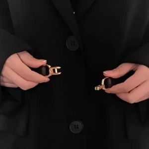 BizHome เข็มขัด แบบบาง ปรับความสั้น ยาวได้ แฟชั่นเรียบง่าย สไตล์เกาหลีเรโทร สําหรับผู้หญิง PU Belt