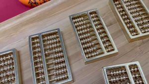 [Advika Statue] Feng Shui Copper Abacus Movement Gold Abacus Diamond Abacus