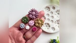 Small Daisy Sun Flower Silicone Mold DIY Fondant Chocolate Cake Decor Mould Craft Polymer Clay Earring Pendants Making Molds
