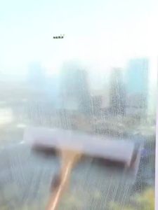 Household Telescopic Window Cleaning Tool with Long Handle Brush Glass Washer Mop for Efficient Indoor Window Cleaner