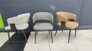 Eclipse Armchair / Nero Luxe Chair / Leather Dressing Chair - FRM0351