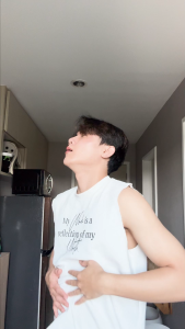 ยาดม MINZZ มินซ์ ยาดมยอดนิยม ยาดมอารมย์ดี กลิ่นดอกไม้ หอมชื่นใจ ชนิดพกพา ทุกลมหายใจ คือคอนเทนต์