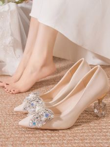 รองเท้าส้นสูงหัวแหลมสำหรับใส่ไปทำงานและงานแต่งงานสำหรับผู้หญิง ทรงหัวแหลม ดีไซน์ผูกโบว์ ทรงหัวมน สวมใส่สบาย