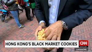 EA Original Imported From Hong Kong Hong Kong Jenny Cookie Smart Bear Biscuits Coffee Flavored Butter Flower Flavor Double Flavor 320g Gift Box