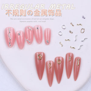เครื่องประดับเล็บสไตล์ญี่ปุ่นแบบไม่สมมาตร 3 มิติ โลหะ ไฮเอนด์ ผสมหลายชิ้น เครื่องประดับเล็บ ดีไซน์เรียบง่าย ดีไซน์เรียบง่าย