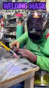 Large Viewing Screen Solar Power Auto Darkening Welding Helmet With Light For TIG MIG ARC Weld Grinding Welder Mask