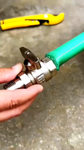 PPR Pipe Threader Kit With 1/2In 3/4 In 1 Inch Dies Pipe Threader Pipe Round Die PVC Pipe Threading