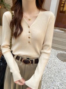 เสื้อชั้นในถักคอวีสำหรับผู้หญิง ฤดูใบไม้ร่วง/ฤดูหนาว 2023 เสื้อสเวตเตอร์ถักนิตติ้งเนื้อนุ่ม สไตล์เกาหลี เสื้อชั้นในสีพื้น