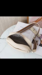 Chic Crochet Crossbody Bag with Geometric Pattern and Adjustable Strap