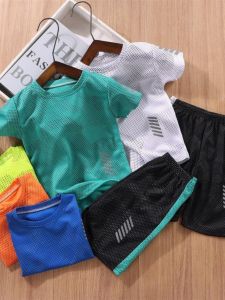 Quick-Dry Breathable Childrens Sportswear Set Summer Style