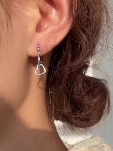 Simple Design Hollow Heart Hoop Earrings For Women New Fashion Silver Color Earring Girls Piercing Vintage Ear Jewelry Gift
