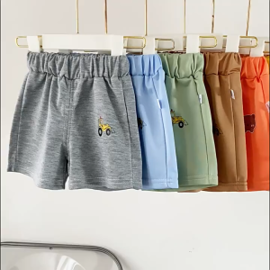 กางเกงขาสั้นเด็ก 2025 แบบใหม่ฤดูร้อน ลำลองและระบายอากาศได้ดี เหมาะสำหรับเด็กอายุ 1-5 ปี