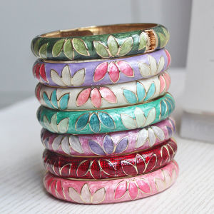 สร้อยข้อมือทองแดงเคลือบสีมุกสีสันสดใสสำหรับผู้หญิง ของขวัญวันเกิด วันหยุด วันวาเลนไทน์ วันแม่ วันพ่อ วันคริสต์มาส วันปีใหม่