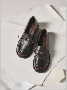 Belle | Retro Slip-On Loafers Black Leather Shoes